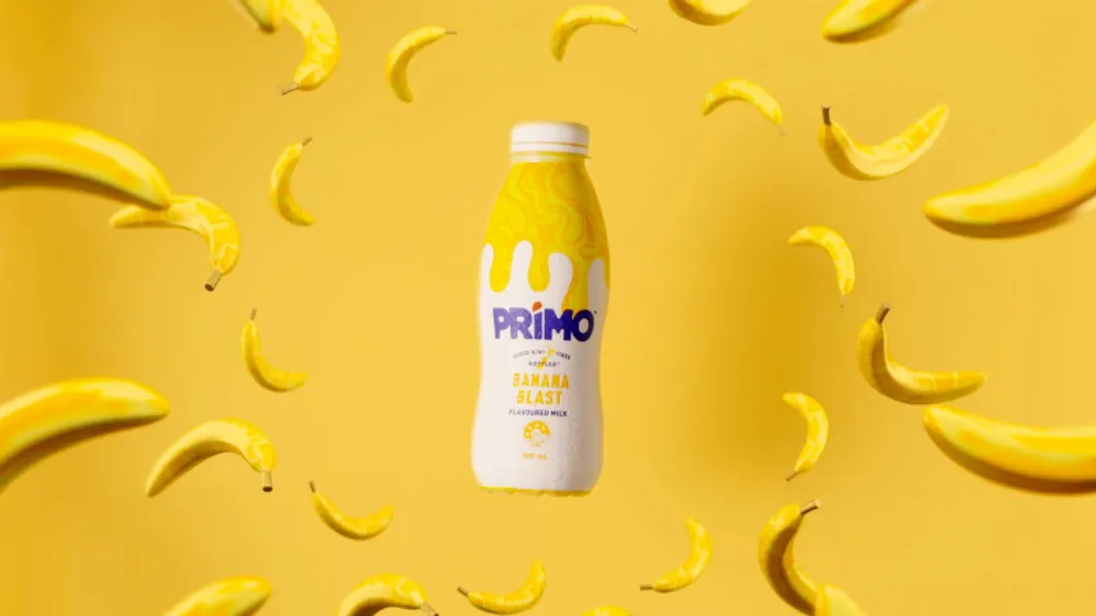 Banana Primo bottle with flying bananas